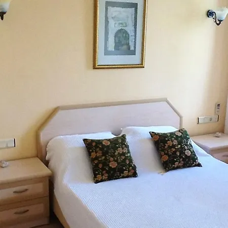 Nyaraló Pinara 9 *